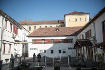 Kiköltöztetik a városból a csíkszeredai börtönt