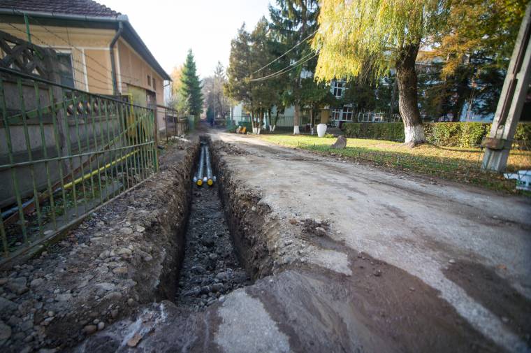 Új fogyasztókkal bővül az udvarhelyi távhőhálózat