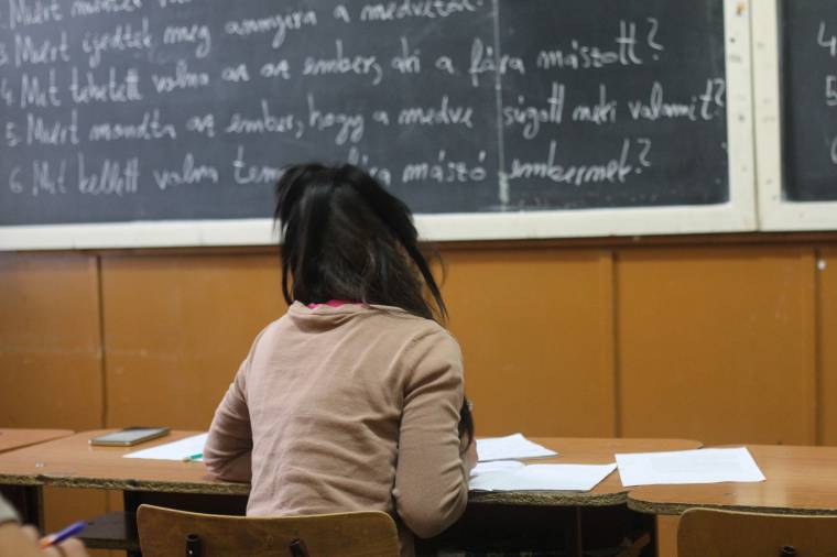 Pontosan nem tudni, mekkora mértékű az írástudatlanság