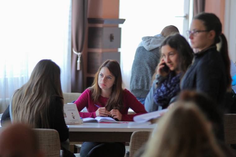 Nincs elég munkanélküli a vállalkozásösztönző projektekhez