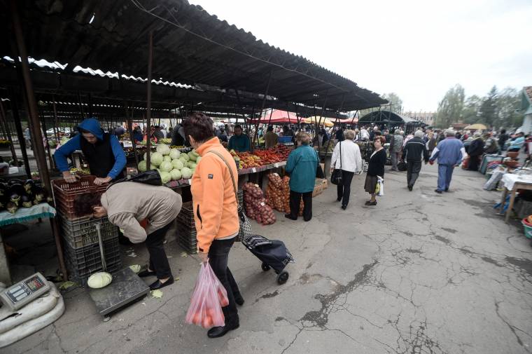 Kifogásolják a piaci árusok, hogy megkérdezésük nélkül döntöttek