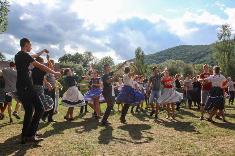 Tánccal zárták a nyarat a fiatalok