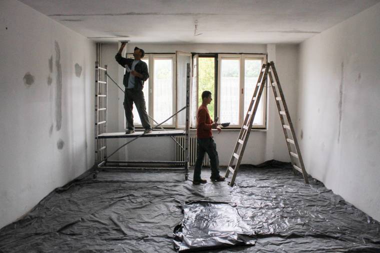 Túlzsúfoltak az iskolák, stratégiát dolgoz ki az oktatási minisztérium