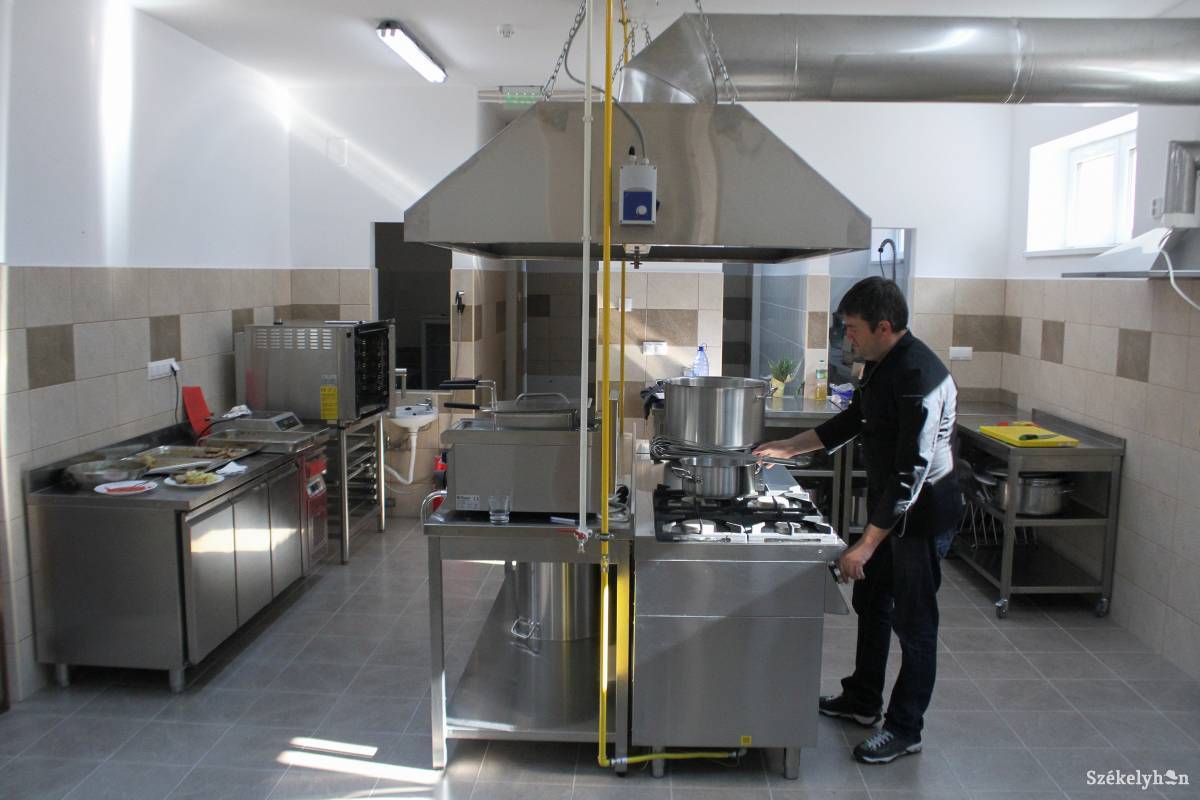 &bullet;  Fotó: Pál Árpád