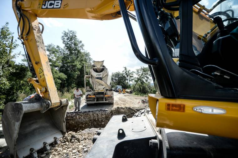 Útlezárás fogadta a Székelyudvarhely és Oroszhegy között közlekedő autósokat