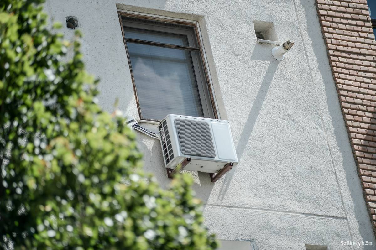 A városi hőszigeteffektus miatt a burkolt felületek akár 15–20 Ceslius-fokkal is forróbbak lehetnek a környezetüknél. Képünk illusztráció &bullet;  Fotó: Barabás Ákos