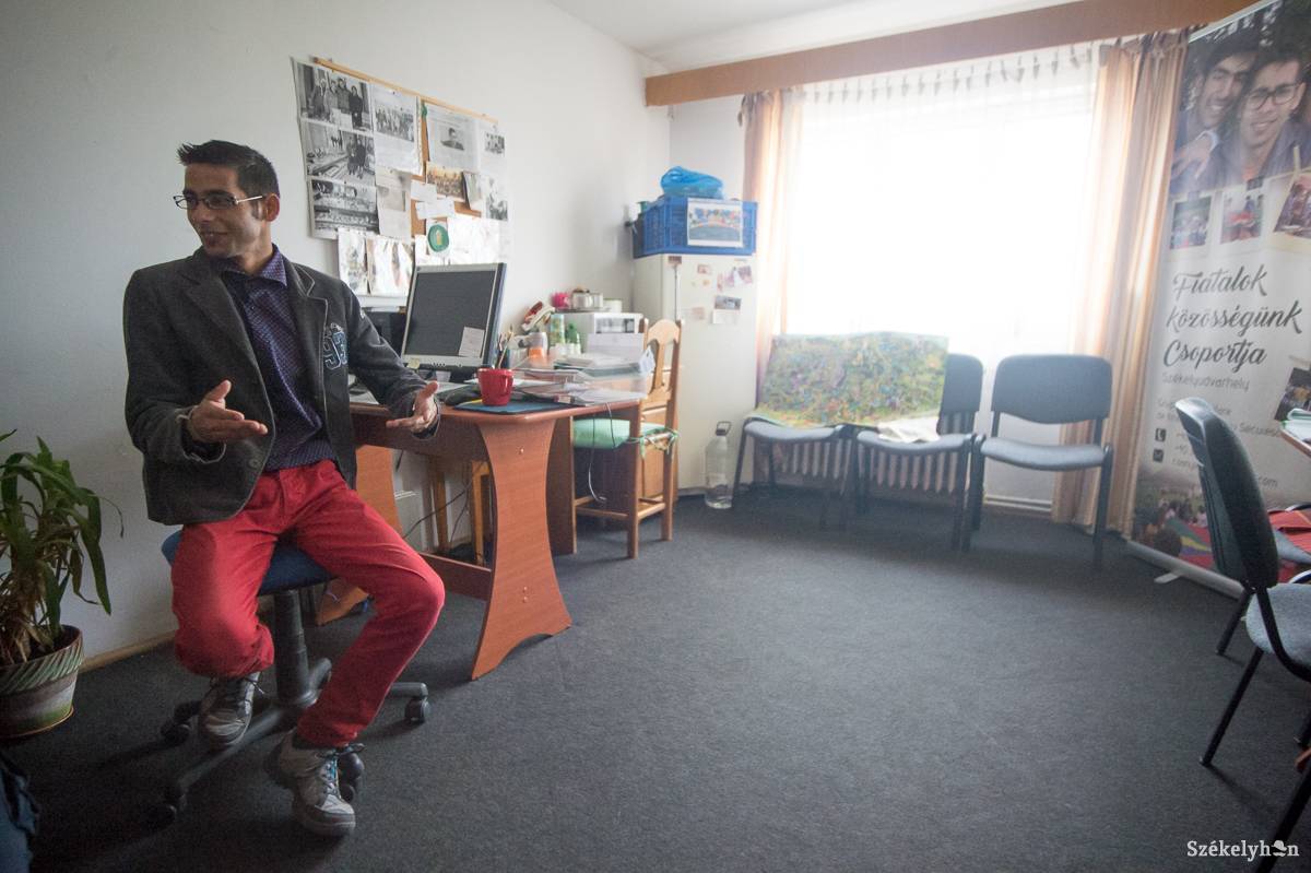 Egyelőre otthonából működteti Csányi a TEE-t. Nagyobb helyre költöznének &bullet;  Fotó: Barabás Ákos