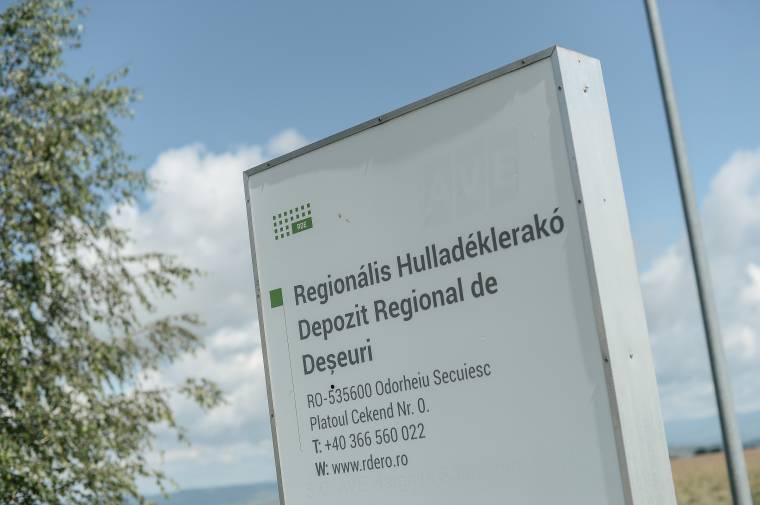 Csurgalékvíz folyt ki a cekendi hulladéklerakóból