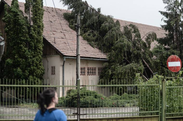 Kötelező lakásbiztosítás viharkárokra is? – a szakértő szerint jó lépés a biztosítás hatályának kiterjesztése