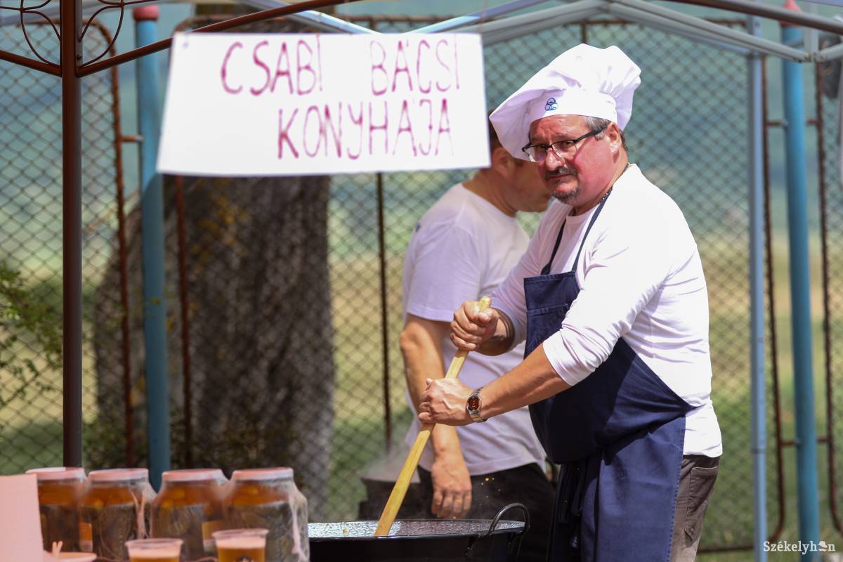 •  Fotó: Pál Árpád