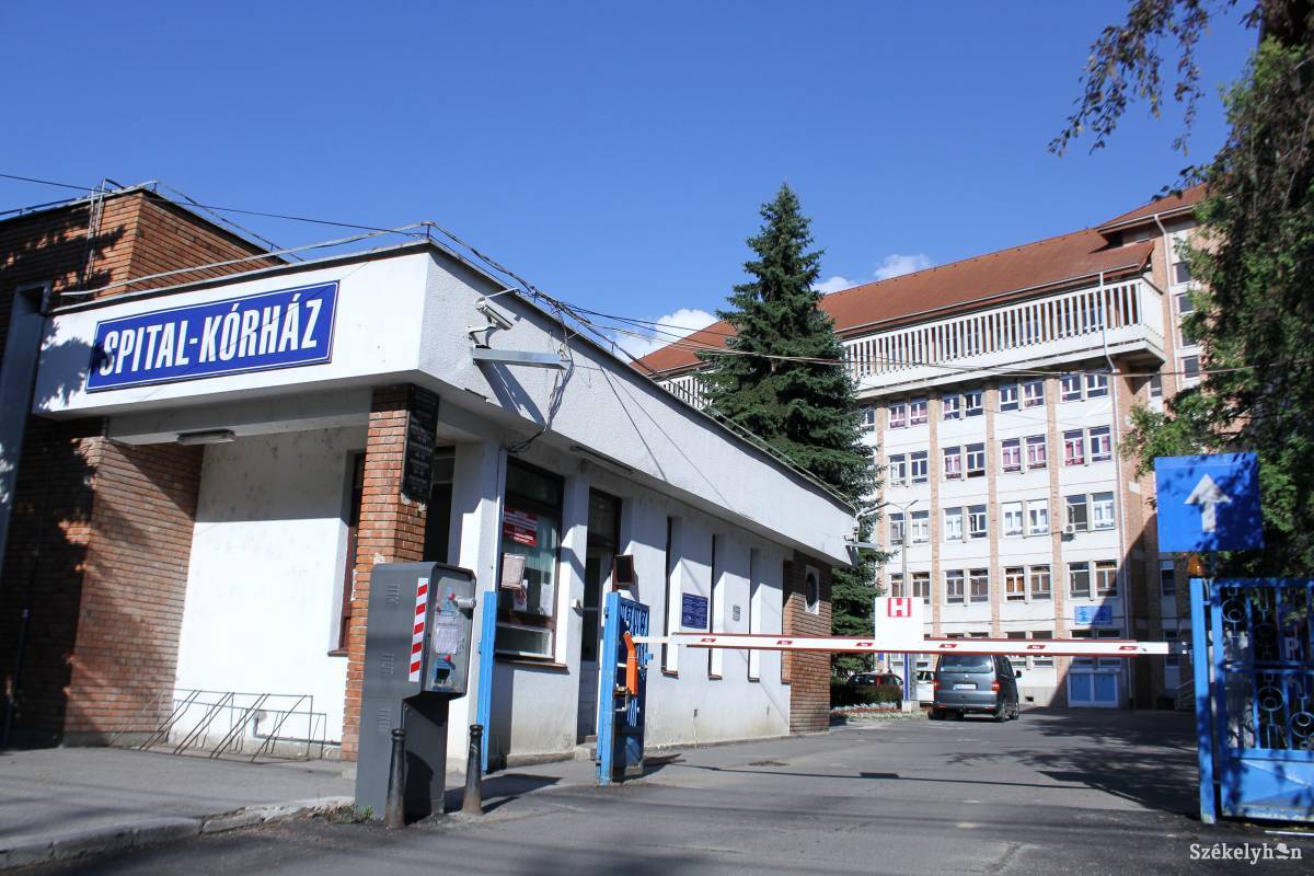 Nincs végleges megbízással kinevezett igazgatója a kórháznak •  Fotó: Pál Árpád