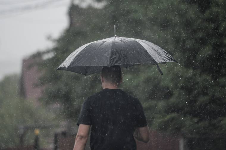 Erre a délutánra is jókora csapadékot jósolnak