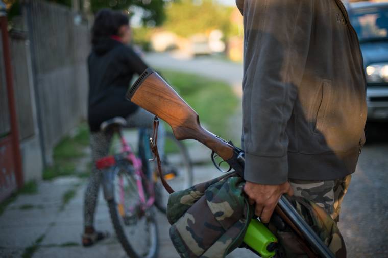 Puskájával vethetett véget életének egy idős férfi, felesége talált rá