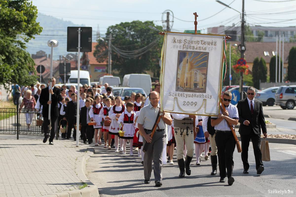 &bullet;  Fotó: Pál Árpád