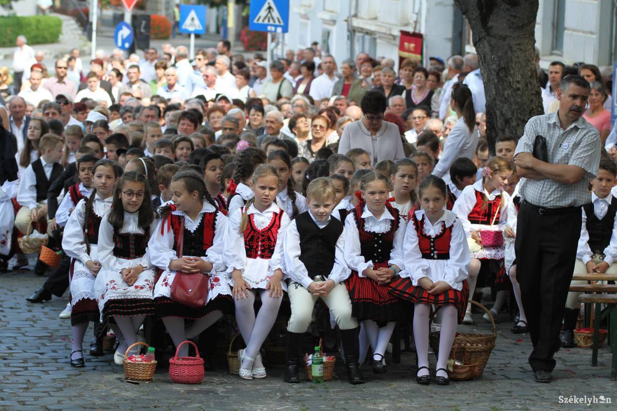 &bullet;  Fotó: Pál Árpád