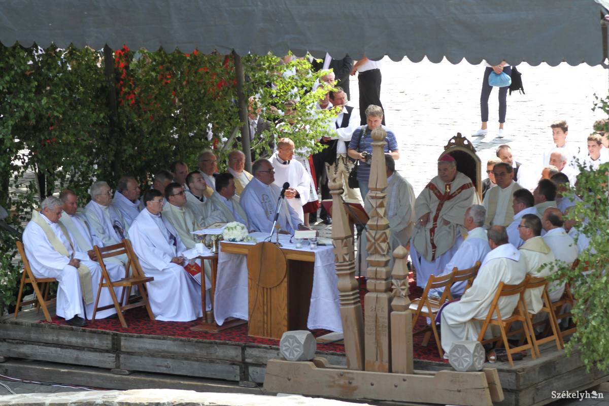 &bullet;  Fotó: Pál Árpád