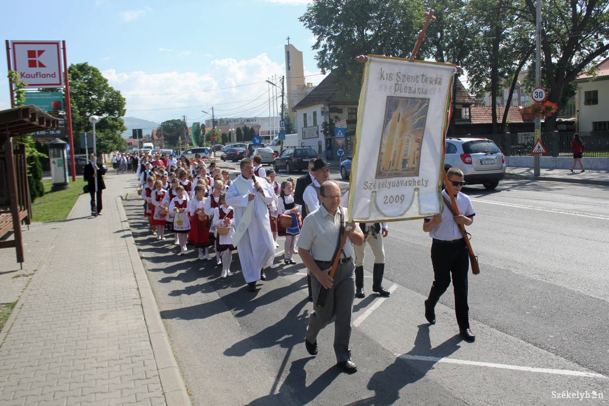 &bullet;  Fotó: Pál Árpád