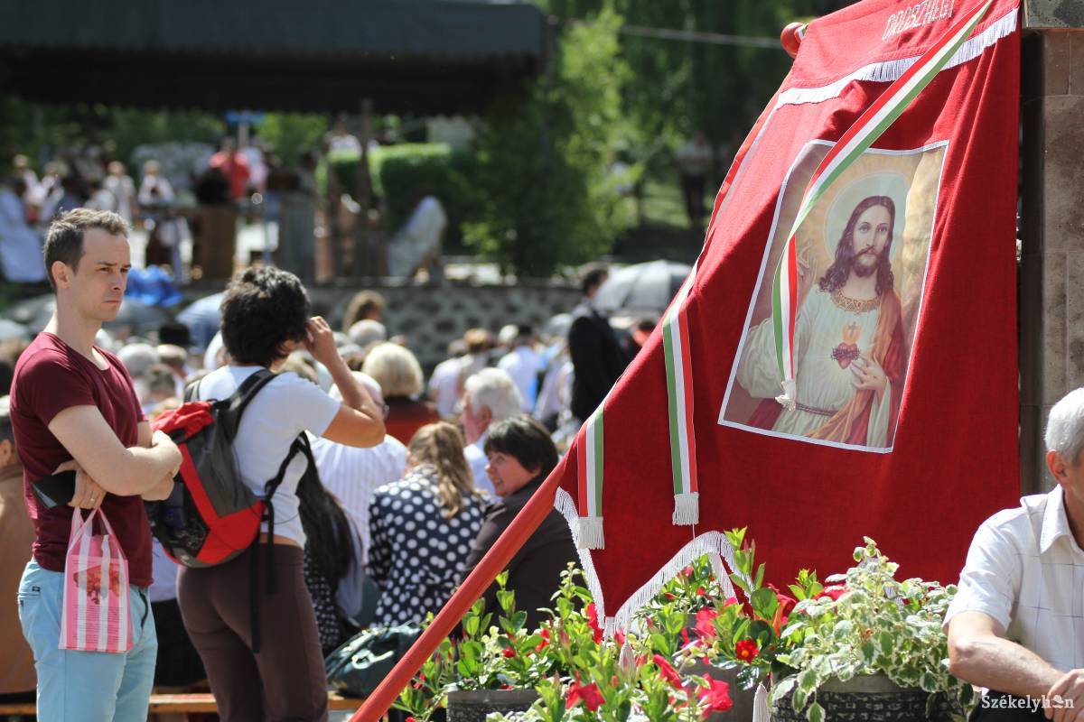 &bullet;  Fotó: Pál Árpád