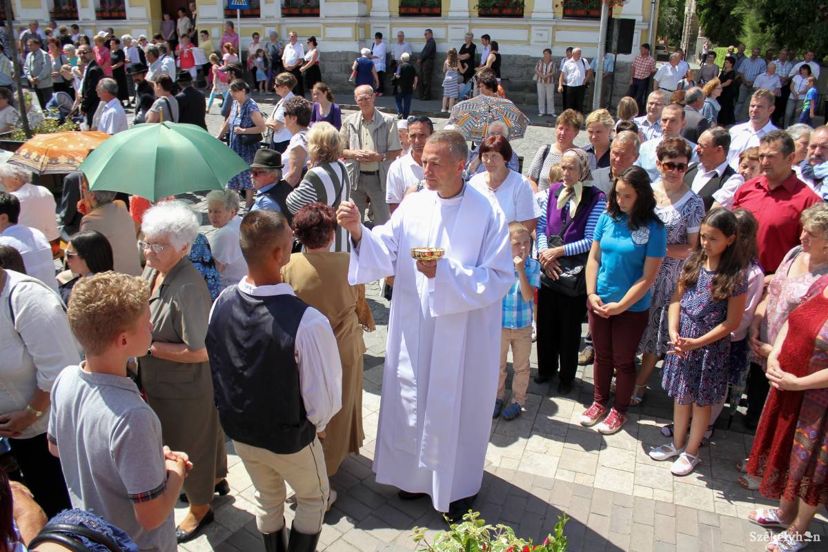 &bullet;  Fotó: Pál Árpád