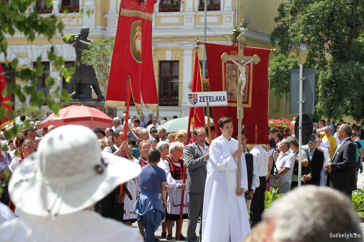 &bullet;  Fotó: Pál Árpád