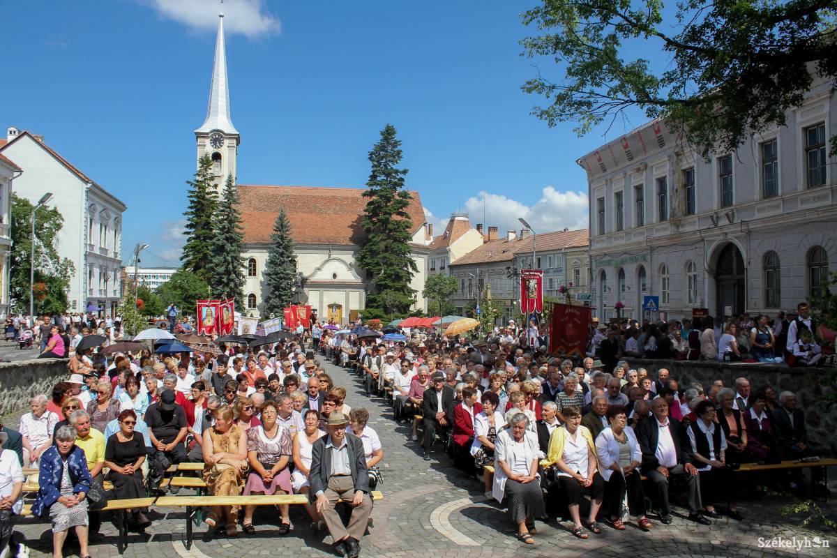 &bullet;  Fotó: Pál Árpád