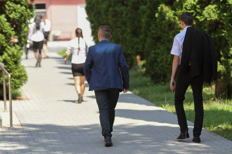 Kezdődik a pótérettségi írásbeli szakasza