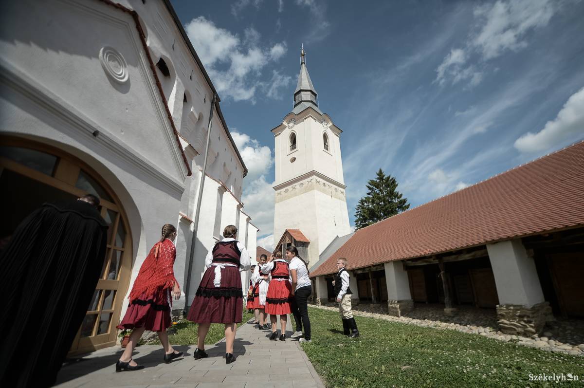 Egy kicsit másként, de idén is megtartják a hagyományos jégverésnapi határkerülést. Archív •  Fotó: Barabás Ákos