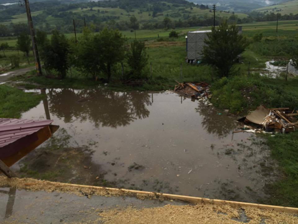 Nagygalambfalvát sem kímélte a vihar •  Fotó: Szőke Zoltán/Udvarhelyszéki Közlekedési Info