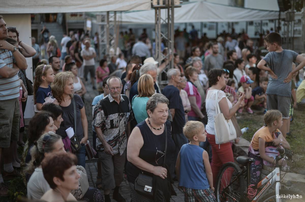 &bullet;  Fotó: Barabás Ákos