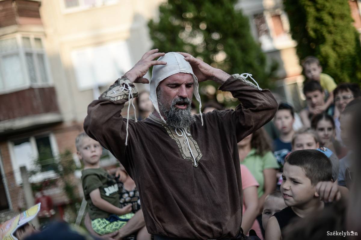 &bullet;  Fotó: Barabás Ákos