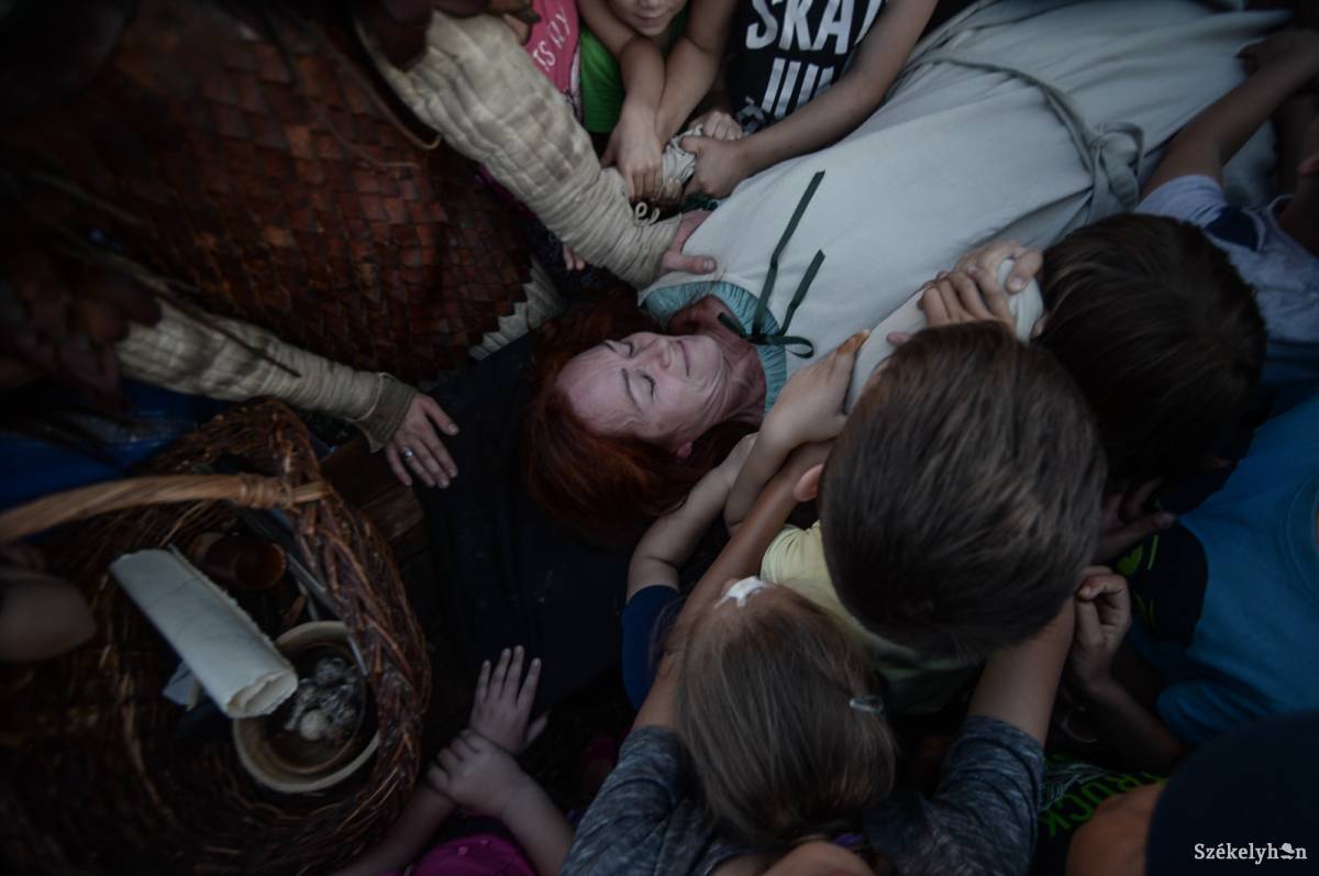 &bullet;  Fotó: Barabás Ákos