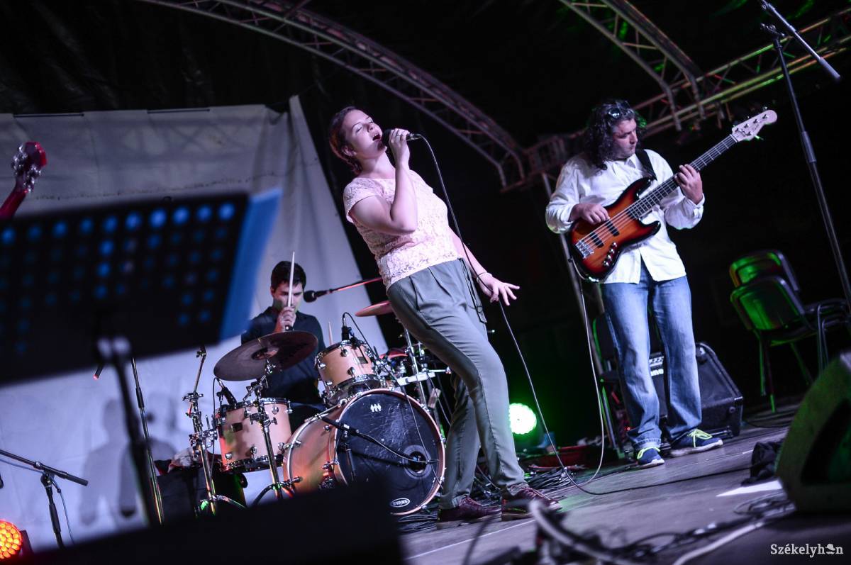 &bullet;  Fotó: Barabás Ákos