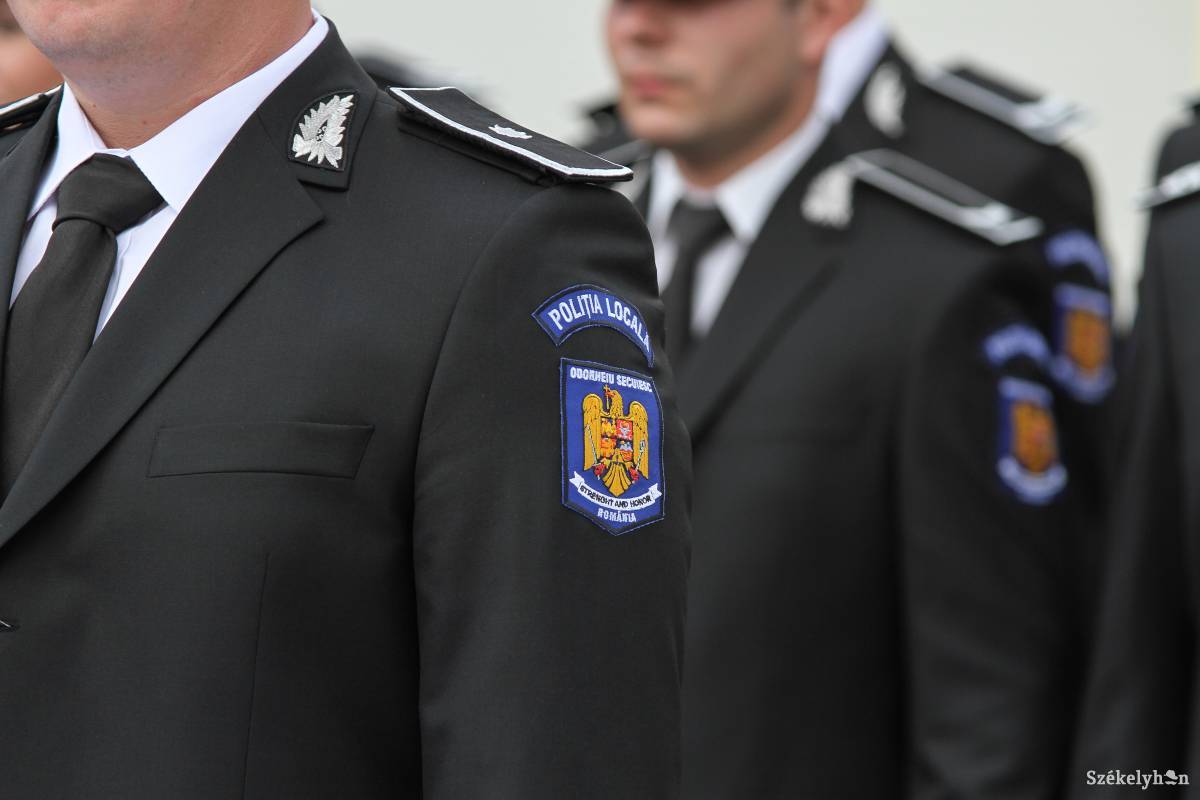A helyi rendőrség vezetőjét alkalmazzák először az intézményhez. Új rendfenntartó testület alakul Csíkszeredában •  Fotó: Pál Árpád