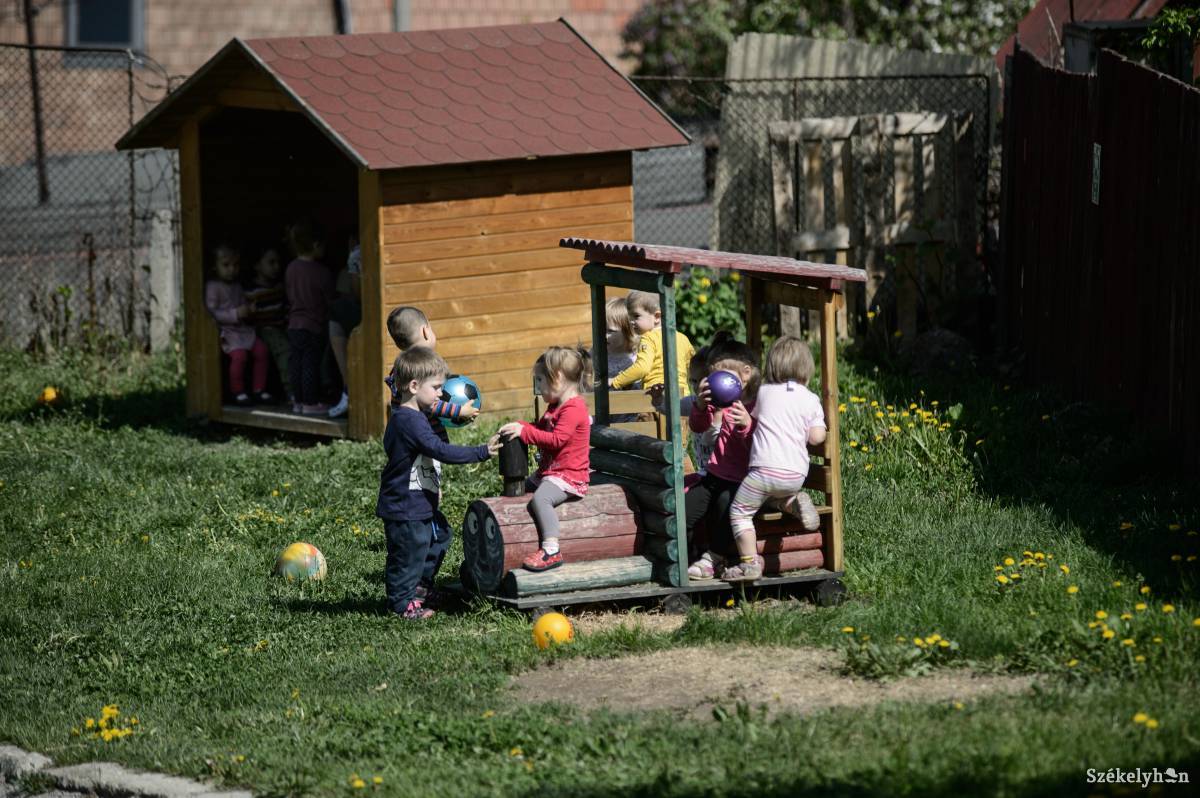Nem kell eltiltani a közösségtől a lepkehimlővel fertőzött gyereket •  Fotó: Barabás Ákos