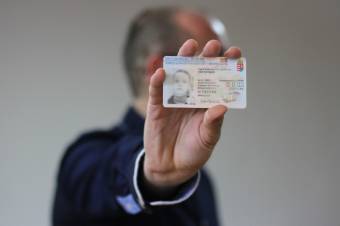 Magyar kötődés nélkül jutottak állampolgársághoz külföldiek százai?