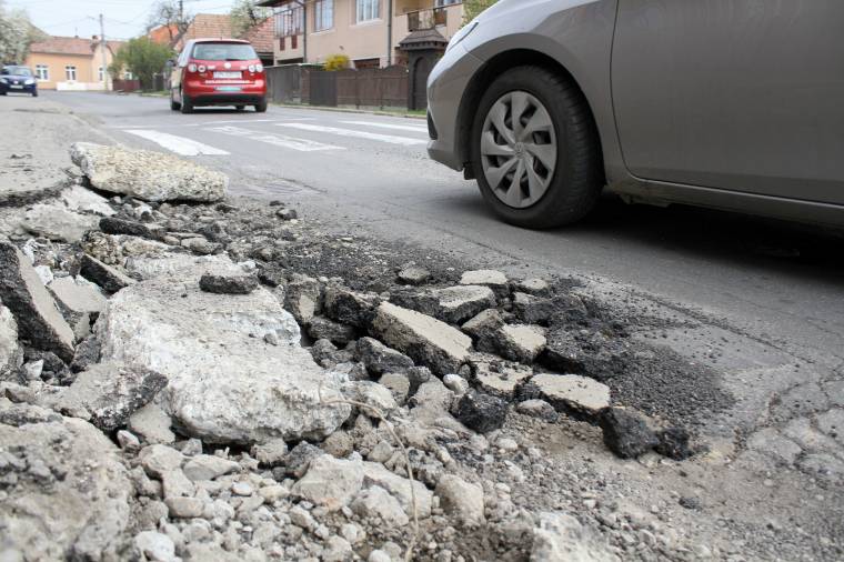 Azt is kijavítják, ami a javításkor tönkremegy