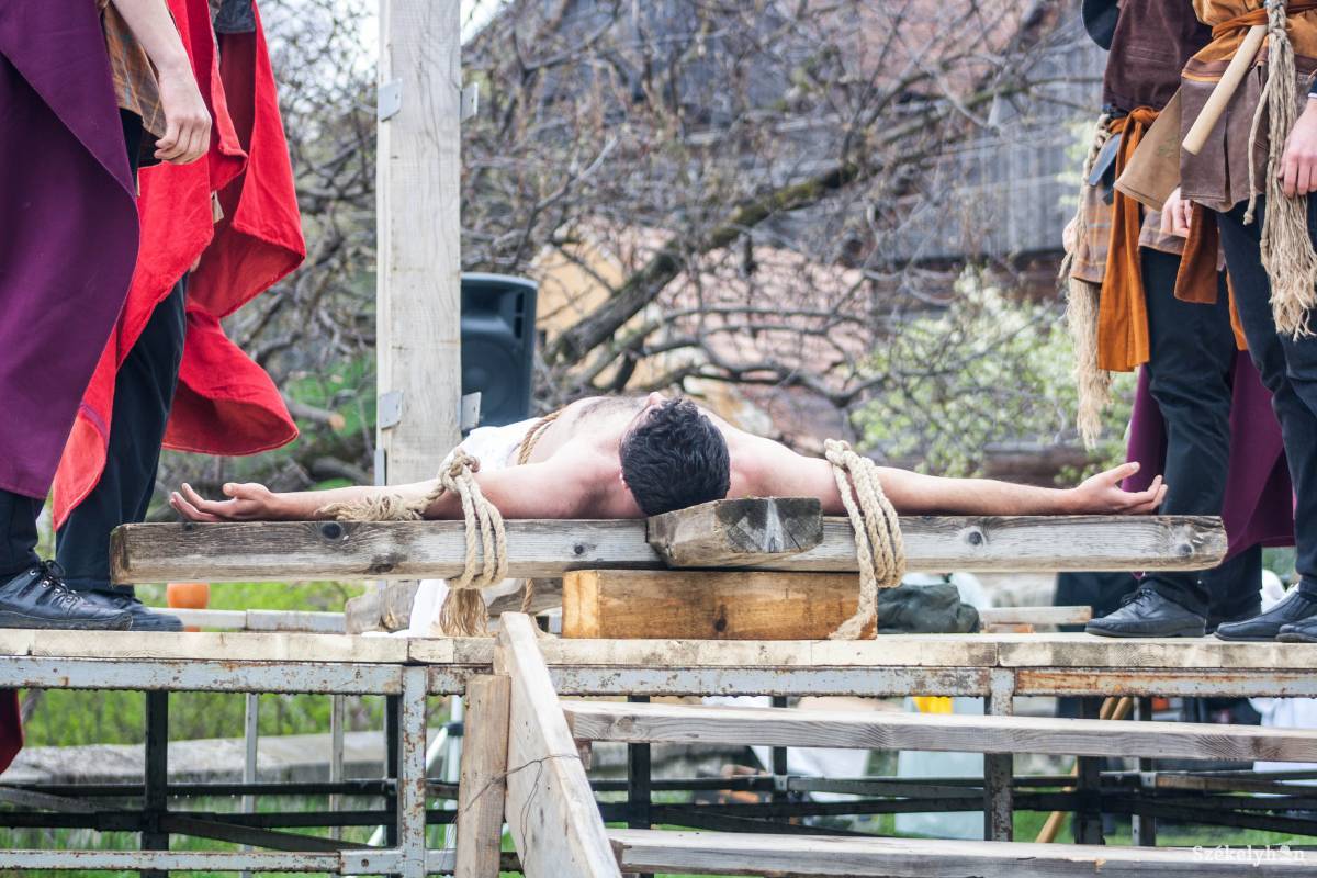 Passiójáték Lövétén. Archív •  Fotó: Tamás Attila