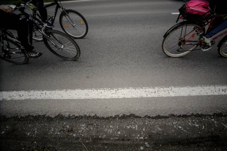 A magyarországi bicikliutak kiépítésének gyakorlatát lesnék el Hargita megyében