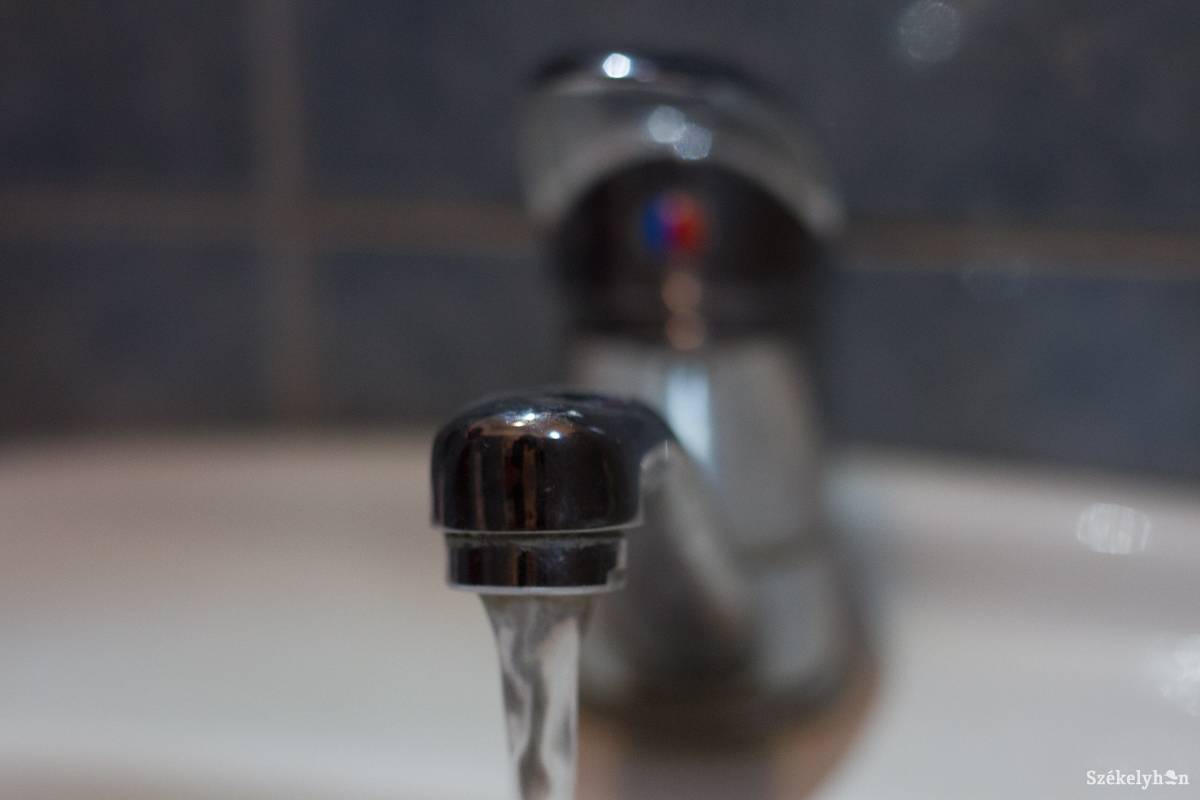 Folyóügyek. Az egységes árakról a Harvíz Rt. honlapján lehet tájékozódni. Képünk illusztráció • Fotó: Pál Árpád