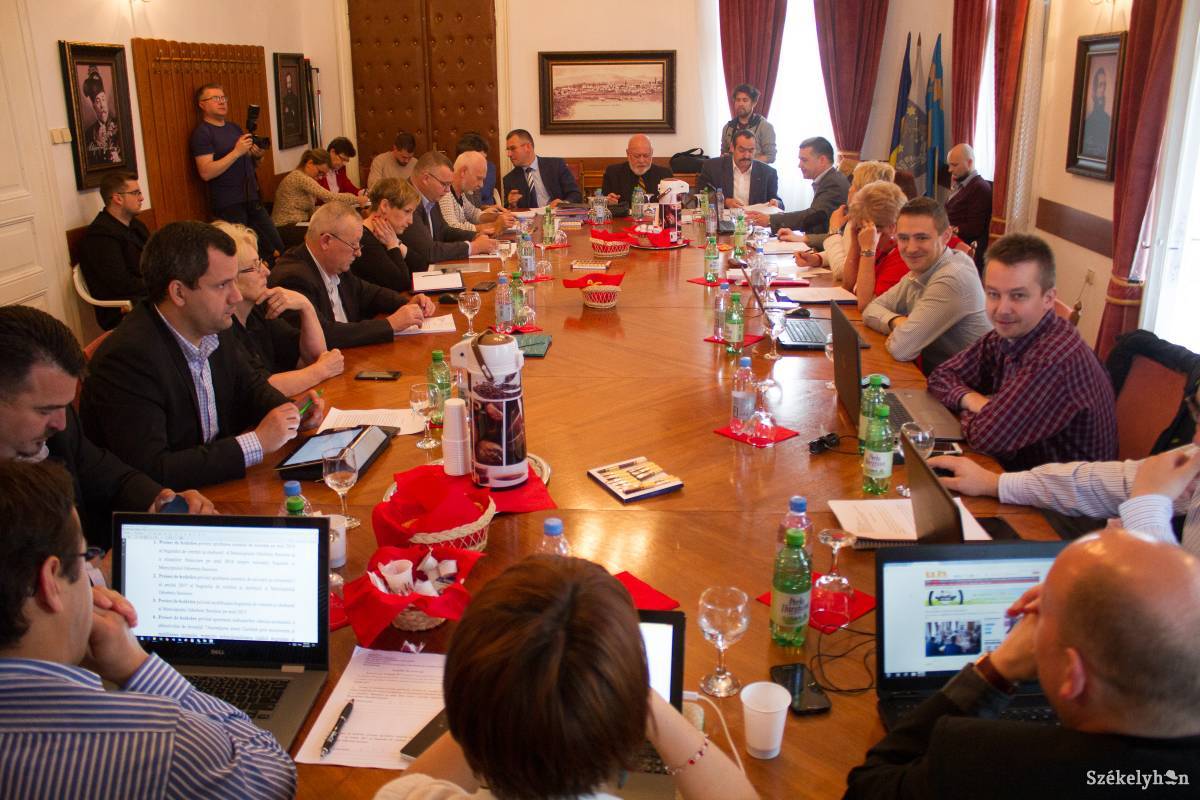 &bullet;  Fotó: Pál Árpád