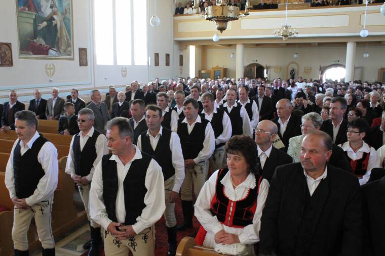 Elindította London a Brexit folyamatát