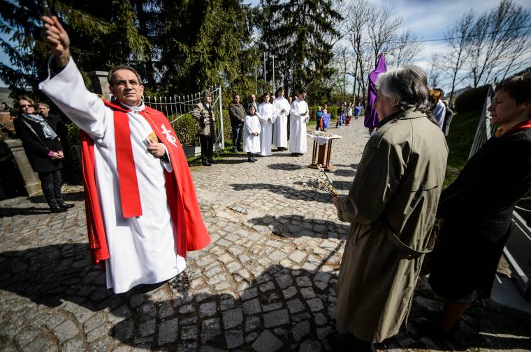 Felvilágosító kampány a Kék bálna veszélyeiről