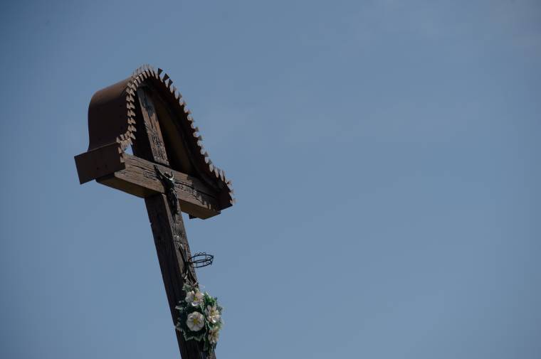 Ügyészség: a Kék bálnán játszott és öngyilkos lett a lezuhant szebeni lány