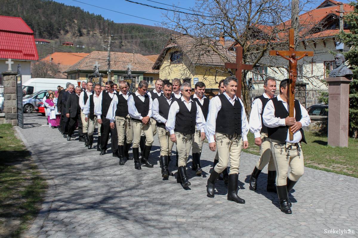 &bullet;  Fotó: Pál Árpád