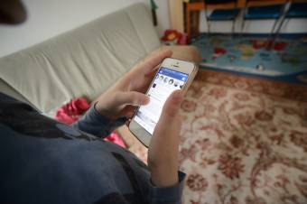 Digitális világba születve – a Z és az Alfa generációk megértése