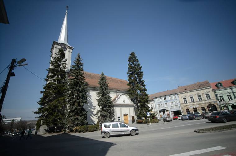 Nagyszabású munkálatot terveznek a belvárosi református templomnál