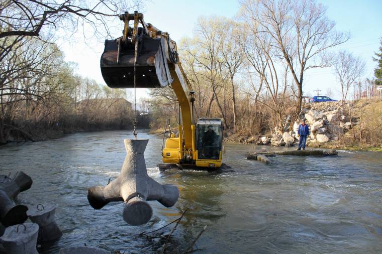 Omladozó part miatt került veszélybe az ivóvízellátás Székelyudvarhelyen