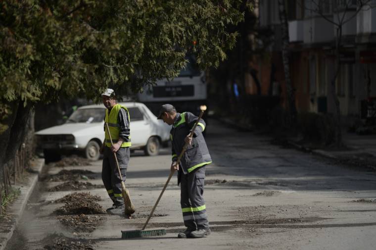 Folytatják a takarítást Székelyudvarhelyen