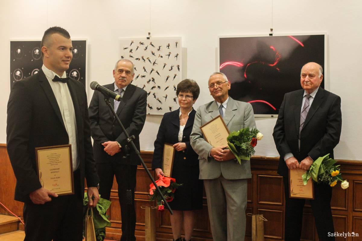 &bullet;  Fotó: Pál Árpád