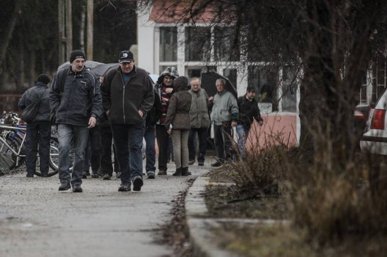 Elmaradt bérek, elbocsátások, felmondások a Matricánál